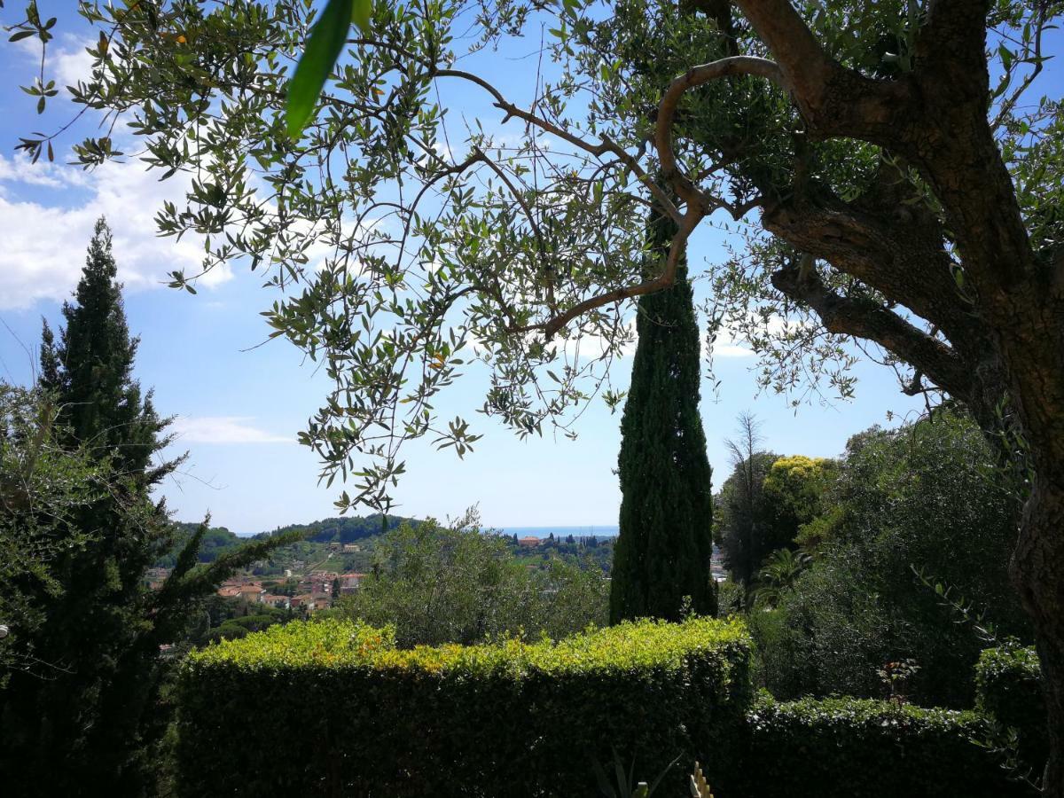 Da Adria Al Corvenale - Casa Vacanze Carrara -别墅 外观 照片